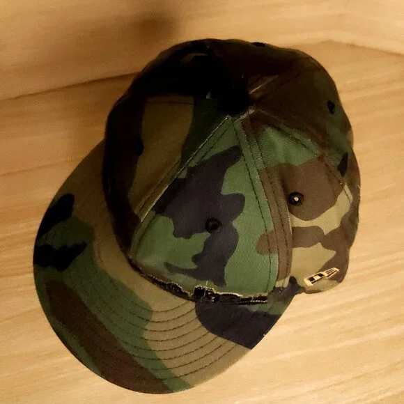 New Era Vintage Boston Red Sox Green Camouflage Velvet Embroidered Skyline Hat - Picture 7 of 11